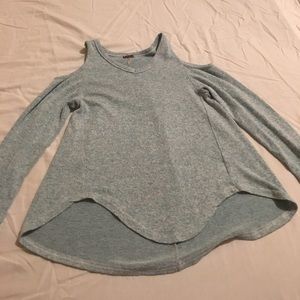Cut out shoulder sweater girls